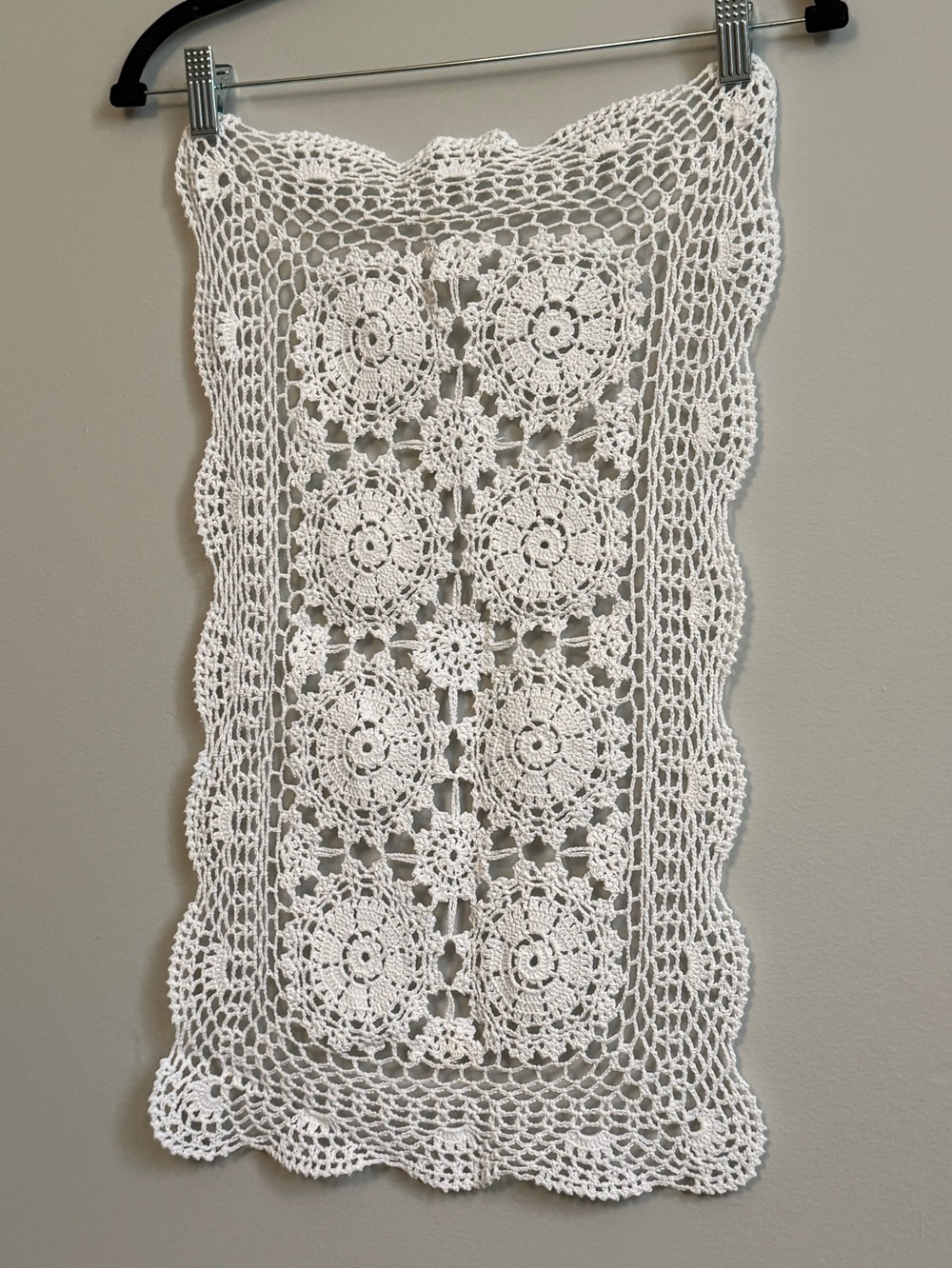 15x23" Vintage White Lace Tabletop Tallboy Dresser Runner Cottagecore Decor